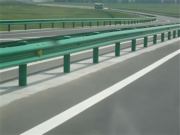 西安波形梁护栏在高速公路的应用